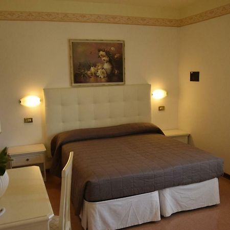 Hotel Marilu Eraclea Mare Dış mekan fotoğraf